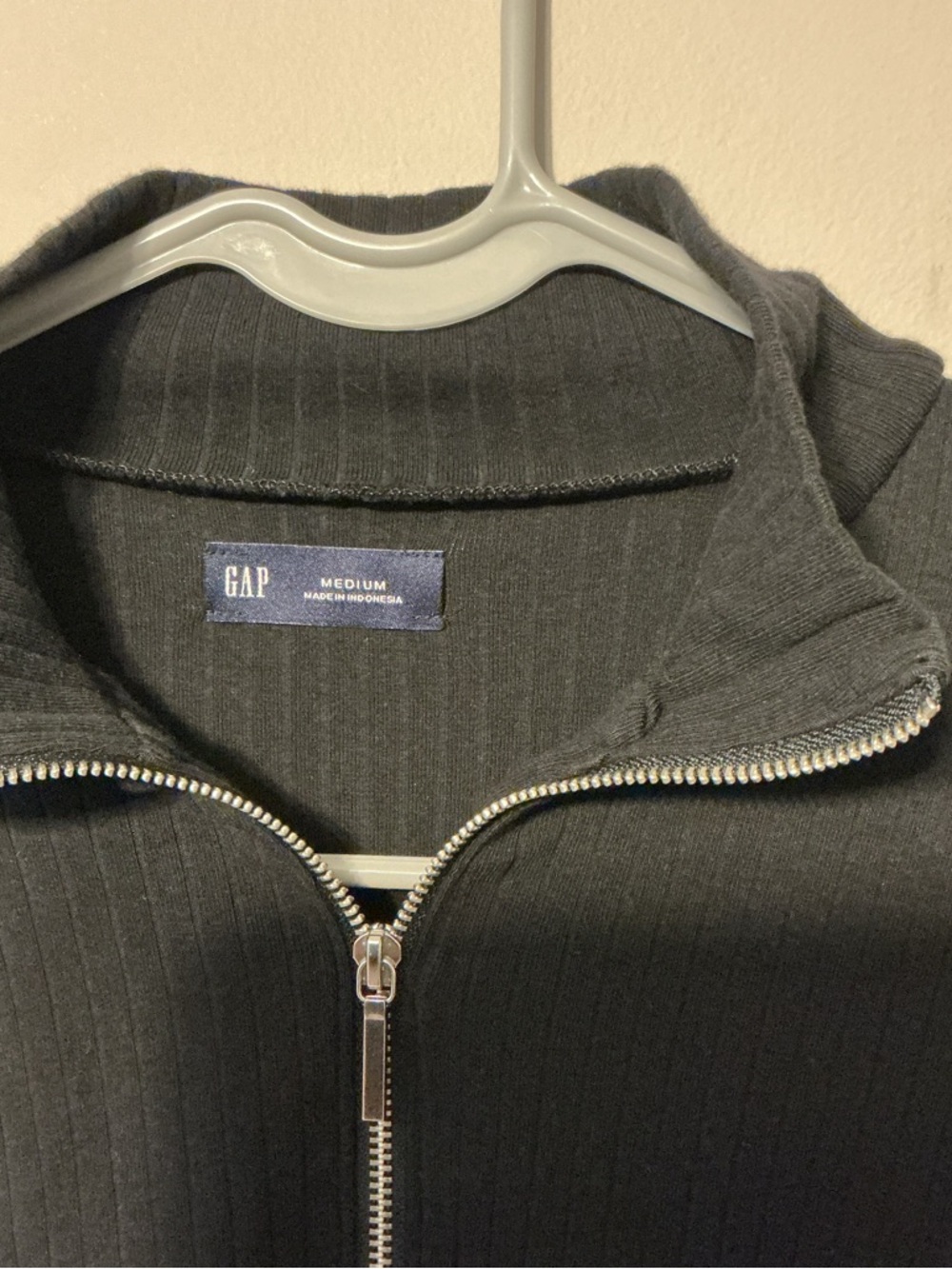 Gap Ribbed Quarter-Zip Sweater - Picture 2 of 7